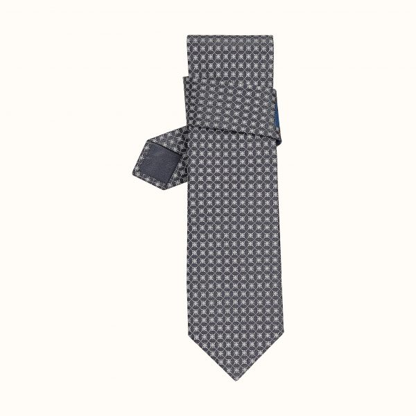 tie tie