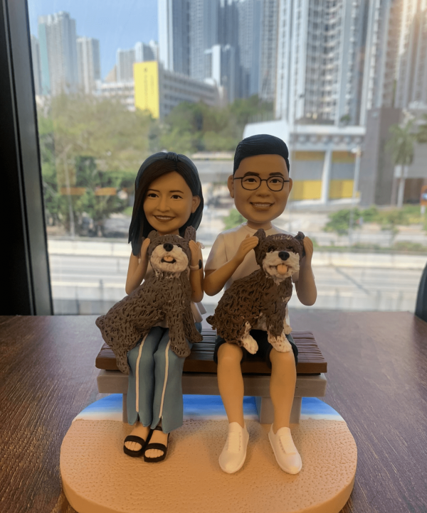 情侶公仔 couple and dogs figure 送情侶禮物 , 狗狗公仔訂做