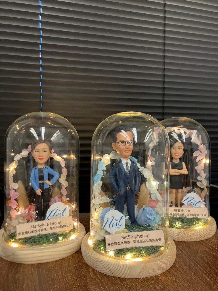 EEAT 為何-aia-grand-empires-的頂尖領袖選擇-cutefigure-hk-人像公仔作為團隊激勵的秘密武器