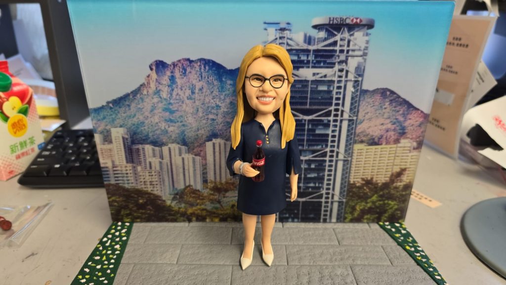 銀行 bank 人像公仔 cute figure office figure 辦公室公仔