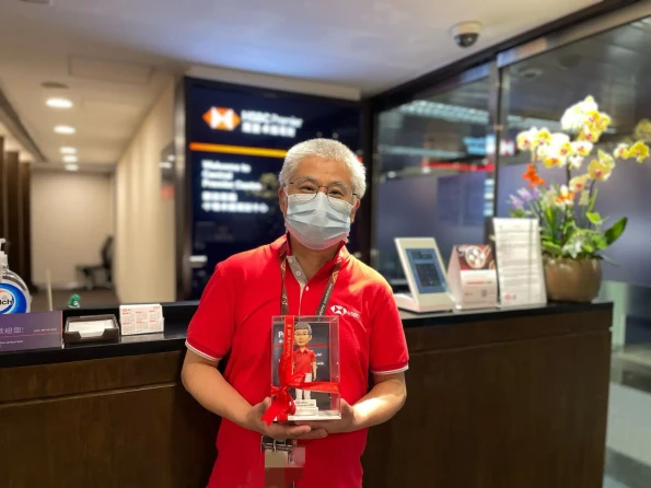 同事退休禮物 farewell禮物 人像公仔 香港3d公仔訂造 回圖 對比圖