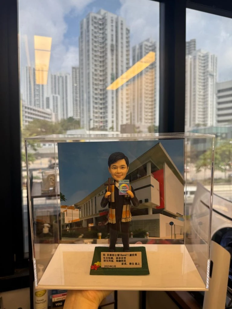 中學公仔 生日公仔 學校公仔 校長公仔