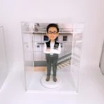 這是一份為紀念重要事業里程碑而精心訂製的【晉升】賀禮——一個專屬於【警務人員】的【人像公仔】。