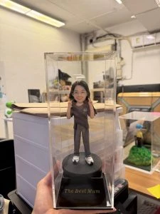 【客製化母親公仔】專屬媽媽立體人像訂製 – 母親節、生日最溫馨的客製化禮物推薦
